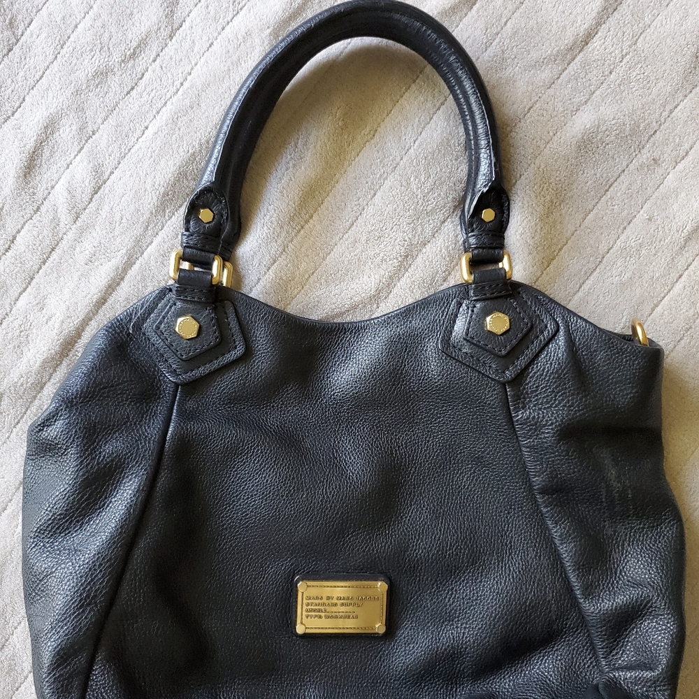 SOLD ON M! Marc Jacobs Black Genuine Leather Purse